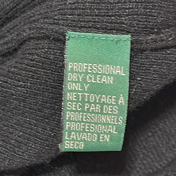 VINTAGE Lauren Ralph Lauren Woman Black V Neck Wool Sweater Size Petite P/M - Picture 10 of 10